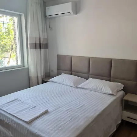 Apartment Louis